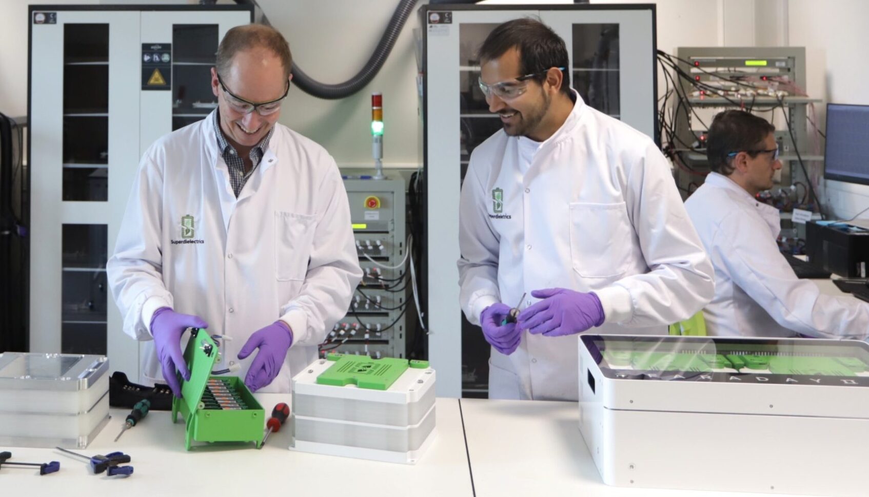 PD045 - F2 assembly line